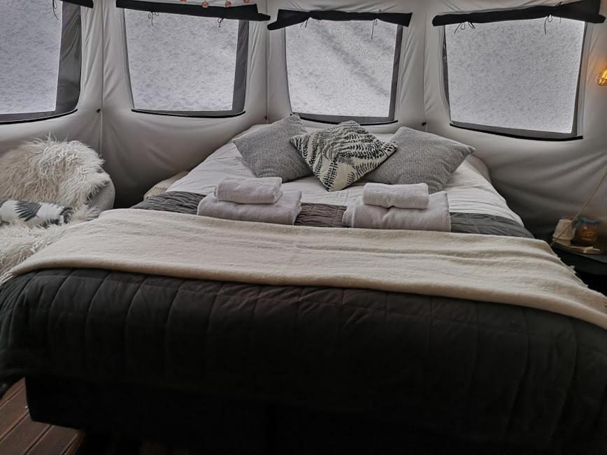 Glamping Lofoten Hotel Kongsjorda Ngoại thất bức ảnh