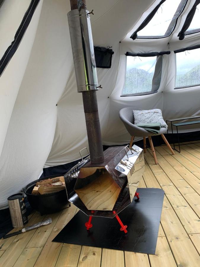 Glamping Lofoten Hotel Kongsjorda Ngoại thất bức ảnh